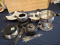 Fondeu sets waarvan 2 electrisch inclusief wokpannen - afbeelding 2 van  3