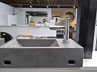 Fontein, cement grijs - afbeelding 3 van  4