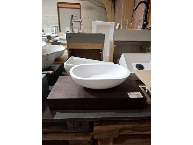 Fontein op schap palissander - afbeelding 2 van  5