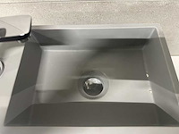 Fontein solid surface 35x5x20x16 cm + kraan - afbeelding 4 van  6