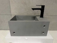 Fontein solid surface 35x5x20x16 cm + kraan - afbeelding 5 van  6