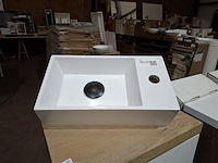 Fontein - afbeelding 1 van  4