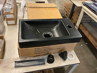 Fontein - afbeelding 1 van  3