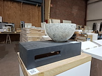 Fonteinkom op schap mat zwart - afbeelding 2 van  7