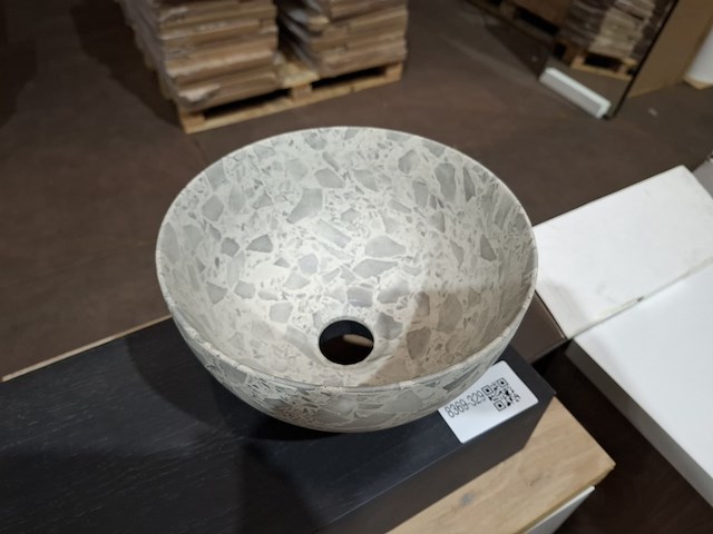 Fonteinkom op schap mat zwart - afbeelding 5 van  7