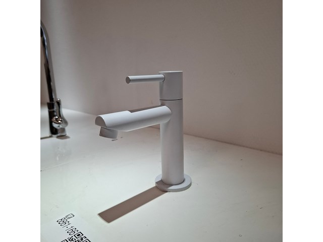 Fonteinkraan mat wit - afbeelding 1 van  3