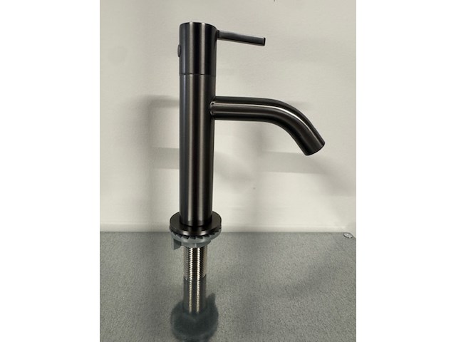 Fonteinkraan, sky, 1979340 - afbeelding 1 van  3