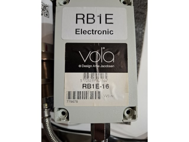 Fonteinkraan vola, elektronisch, chroom - afbeelding 4 van  4