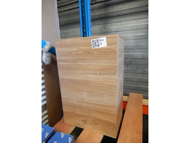 Fonteinonderkast, hout - afbeelding 1 van  4