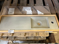 Fonteintje beton light met kraangat, detremmerie - afbeelding 1 van  6