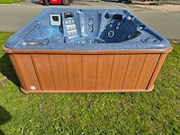 Fonteyn spas 7 persoons jacuzzi en buitenspa - afbeelding 29 van  33