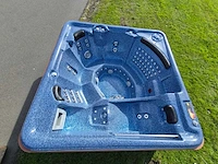 Fonteyn spas 7 persoons jacuzzi en buitenspa
