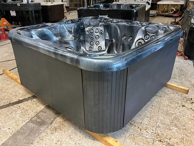 Fonteyn spas jacuzzi - afbeelding 8 van  15