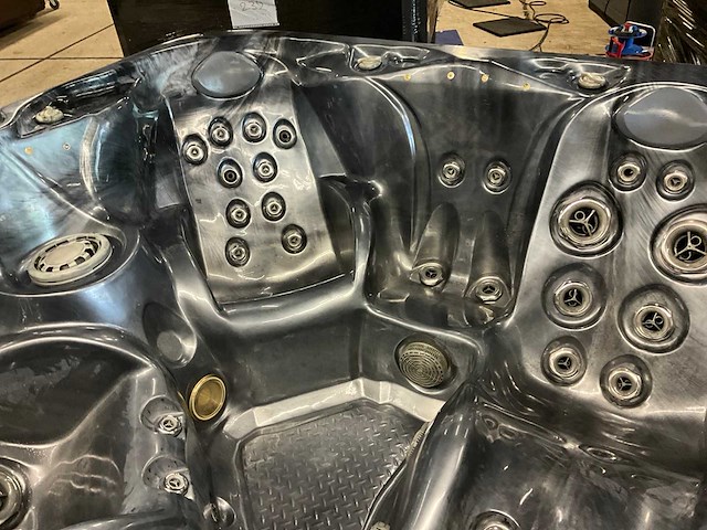 Fonteyn spas jacuzzi - afbeelding 14 van  15