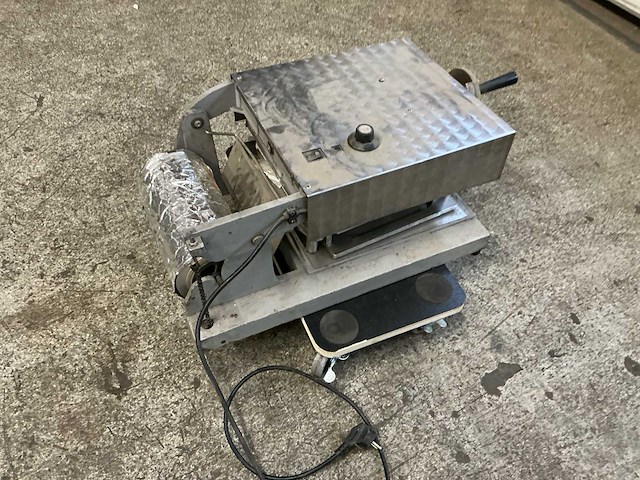 Foodsiegel kapsalon verpakkingsmachine - afbeelding 5 van  5