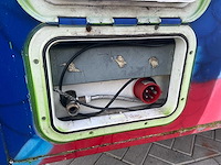 Foodtrailer met koeling, 380v en watervoorziening - afbeelding 3 van  50