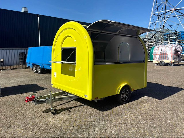 Foodtrailer - afbeelding 1 van  28