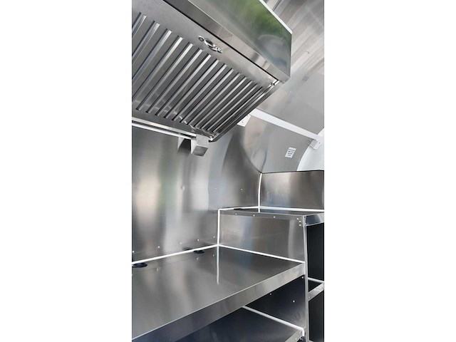 Foodtrailer - afbeelding 17 van  28