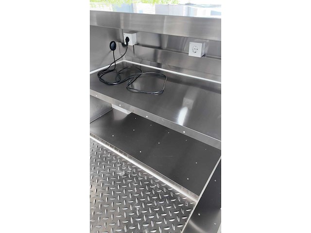 Foodtrailer - afbeelding 22 van  28