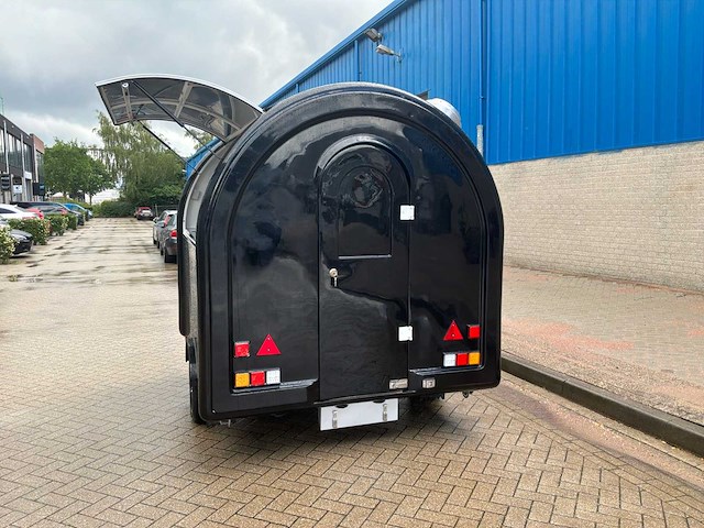Foodtrailer - afbeelding 31 van  36