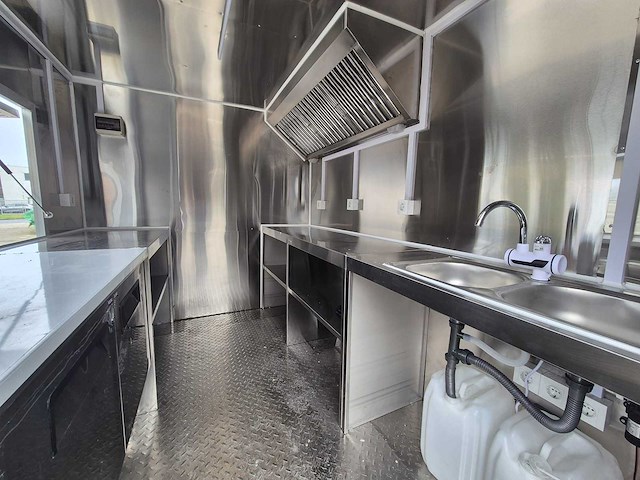 Foodtruck - 2025 - afbeelding 6 van  19