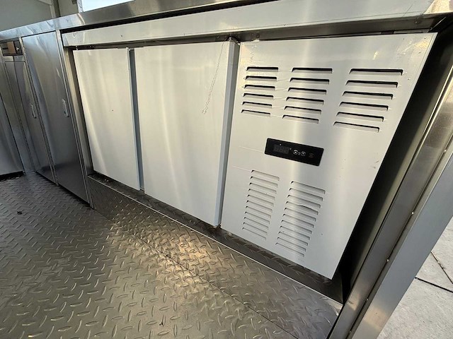 Foodtruck - boxtrailer -new 2025 - afbeelding 2 van  22