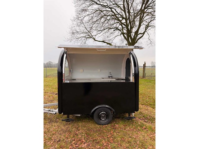 Foodtruck aanhanger - afbeelding 6 van  12
