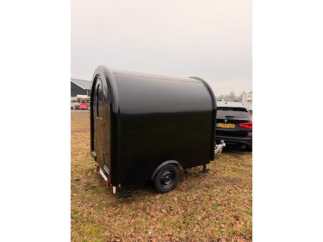 Foodtruck aanhanger - afbeelding 9 van  12