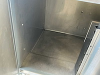 Foodtruck aanhanger - afbeelding 30 van  48