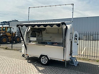 Foodtruck aanhanger - afbeelding 38 van  48