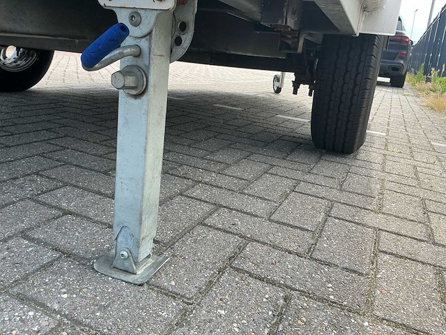 Foodtruck aanhanger - afbeelding 48 van  48
