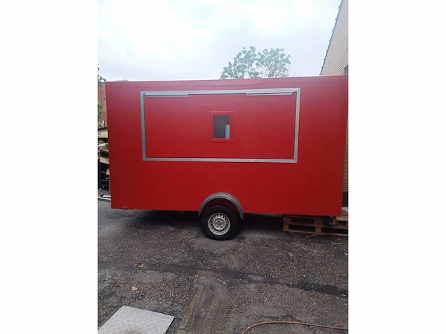 Foodtruck aanhanger - afbeelding 1 van  7