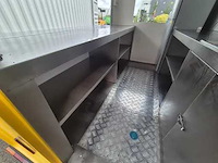 Foodtruck geel met afzuigkap - 2026 - afbeelding 1 van  5