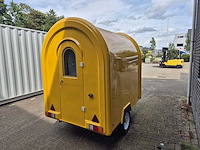 Foodtruck geel met afzuigkap - 2026 - afbeelding 9 van  15