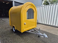 Foodtruck geel met afzuigkap - 2026 - afbeelding 10 van  15