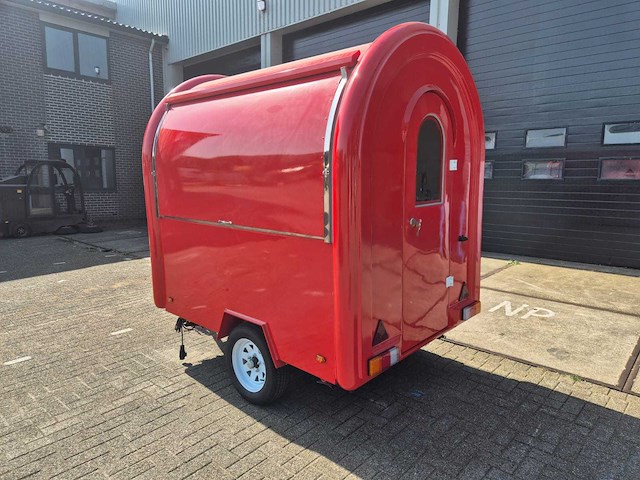 Foodtruck rood - 2026 - afbeelding 7 van  11