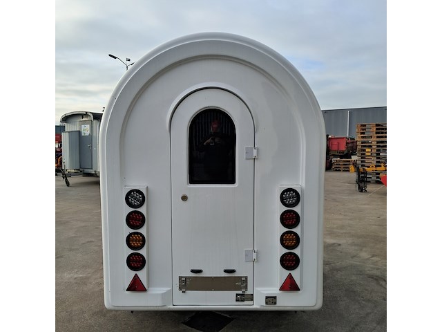 Foodtruck, webetter, wit - afbeelding 18 van  24