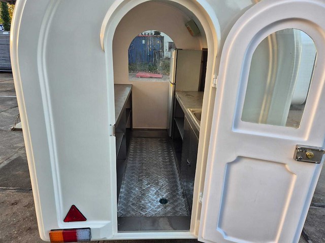 Foodtruck wit - 2025 - afbeelding 7 van  15