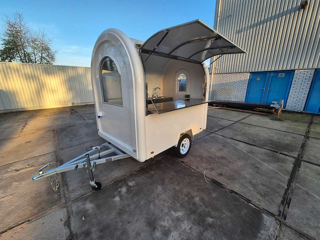 Foodtruck wit - 2025 - afbeelding 13 van  15