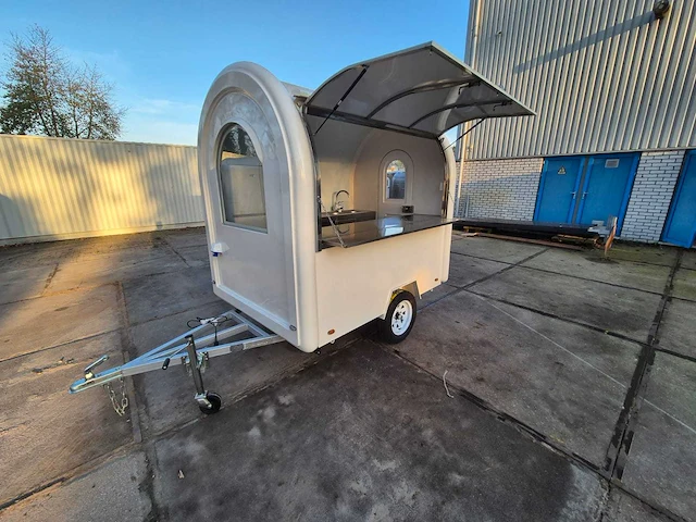 Foodtruck wit - 2026 - afbeelding 13 van  15