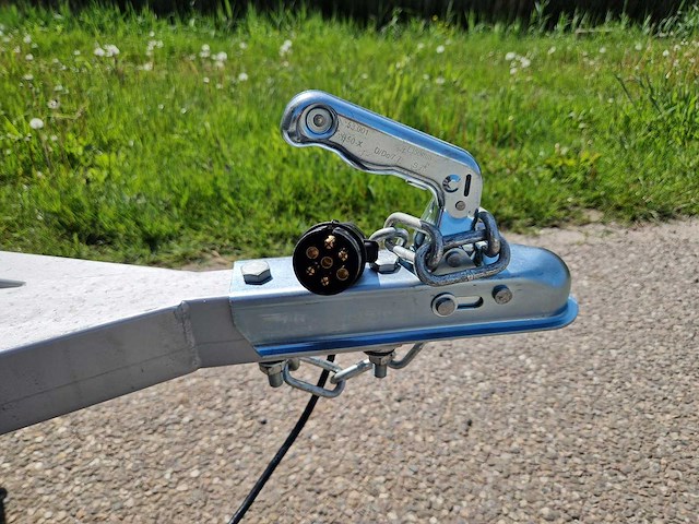 Foodtruck zwart - 2025 - afbeelding 3 van  11