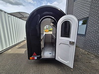 Foodtruck zwart met koelwerkbank en afzuigkap - 2025 - afbeelding 14 van  15