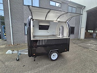 Foodtruck zwart met koelwerkbank en afzuigkap - 2025 - afbeelding 11 van  15