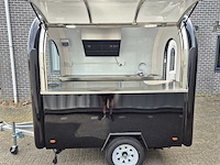 Foodtruck zwart met koelwerkbank en afzuigkap - 2025 - afbeelding 14 van  15