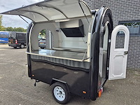 Foodtruck zwart met koelwerkbank en afzuigkap - 2025 - afbeelding 11 van  15