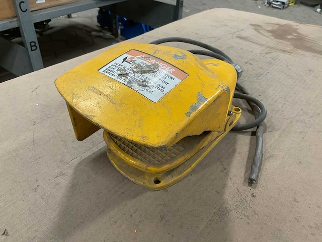 Foot switch - afbeelding 6 van  6