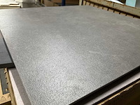 Forbo allura flex 1.0 pvc lvt tegels 35m2 natural concrete 50x50 - afbeelding 4 van  5