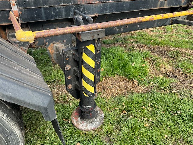 Ford - - f700 - vrachtwagen - afbeelding 10 van  32