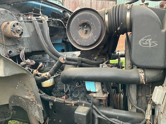 Ford - - f700 - vrachtwagen - afbeelding 20 van  33