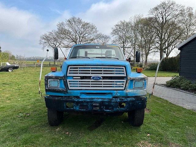 Ford - - f700 - vrachtwagen - afbeelding 30 van  32